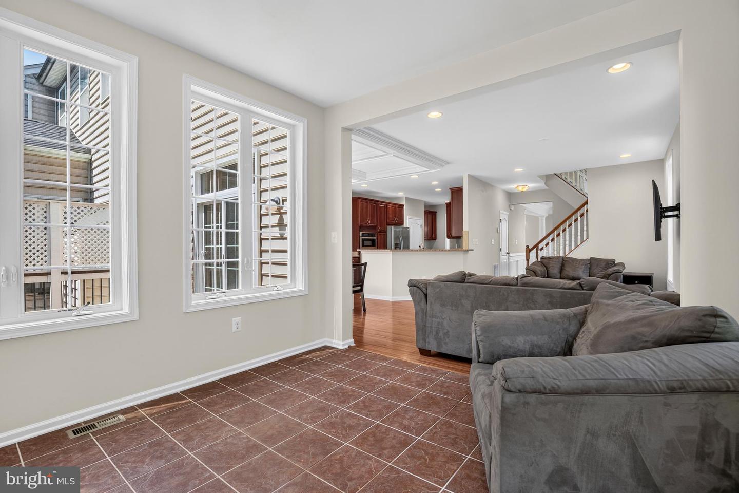 43283 Mitcham Sq Property Photo 17