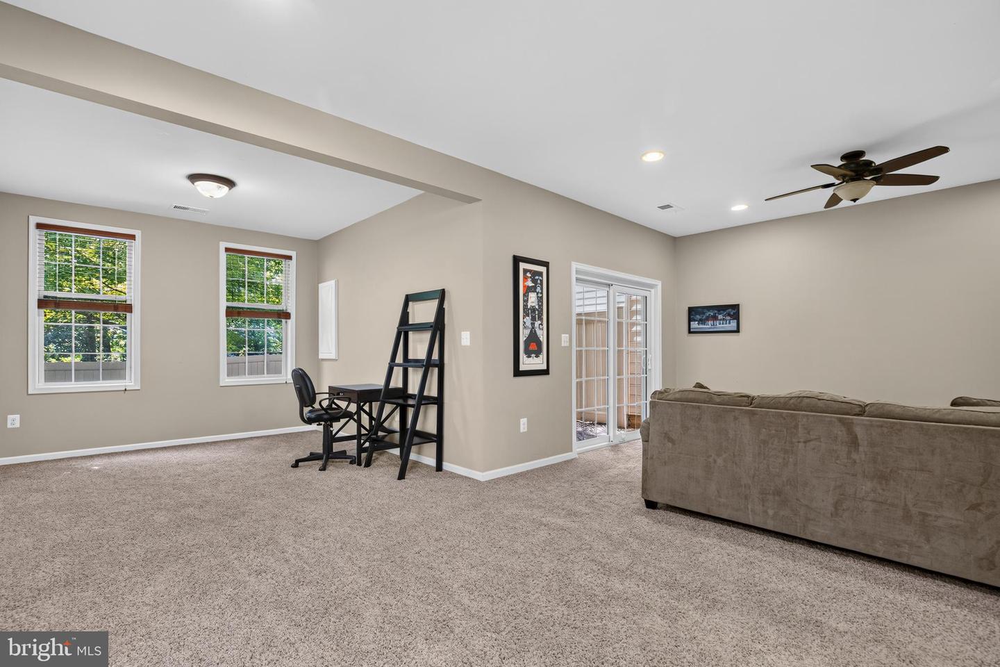 43283 Mitcham Sq Property Photo 31