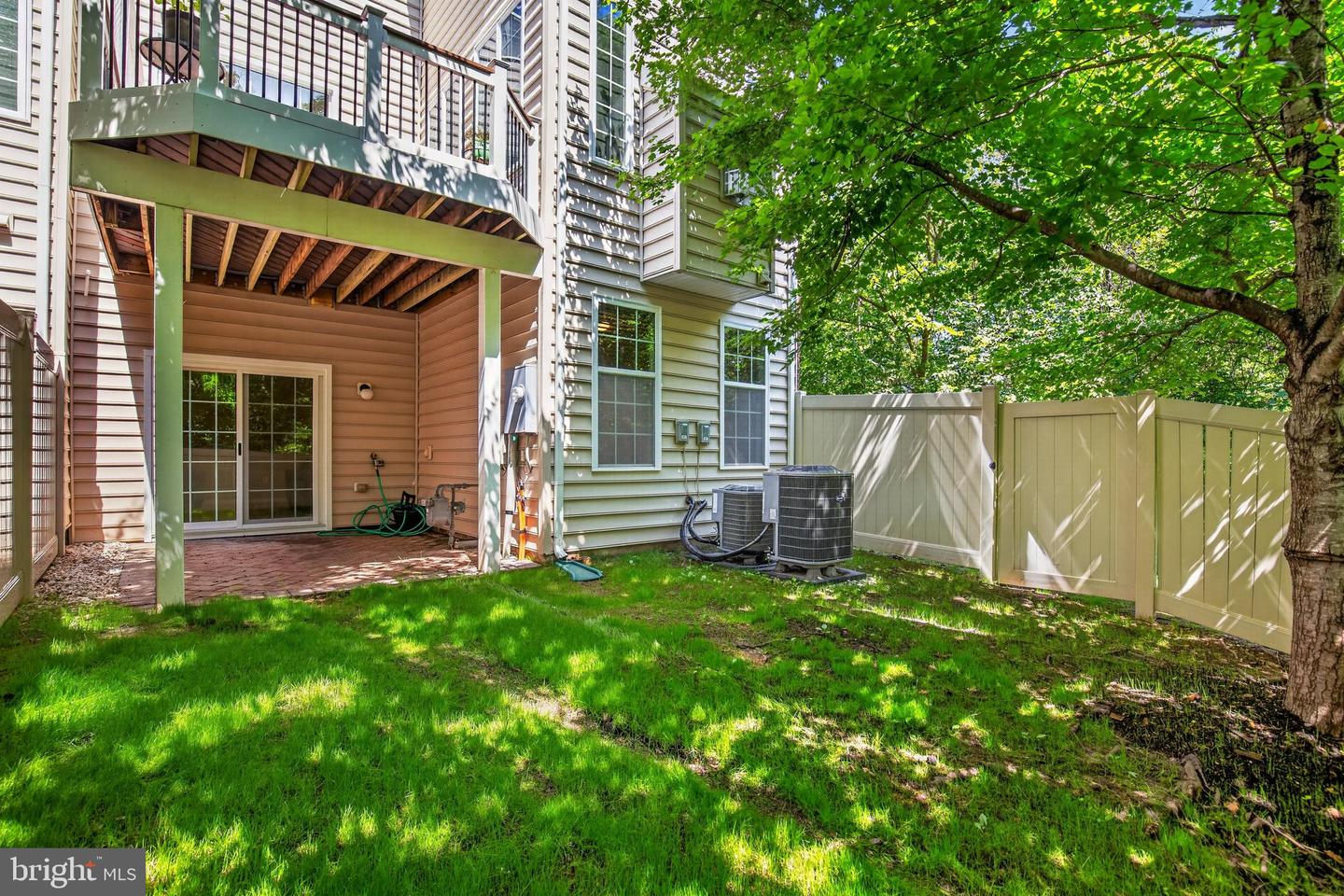 43283 Mitcham Sq Property Photo 35