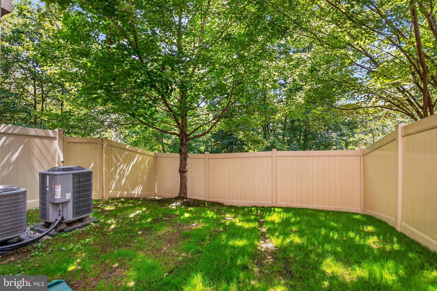 43283 Mitcham Sq Property Photo 37