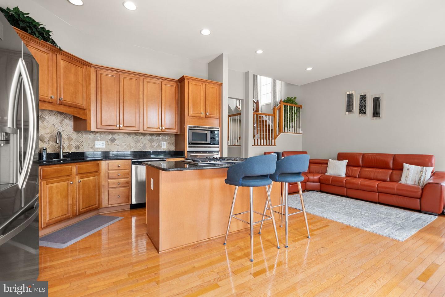 22016 Dilworth Sq Property Photo 3