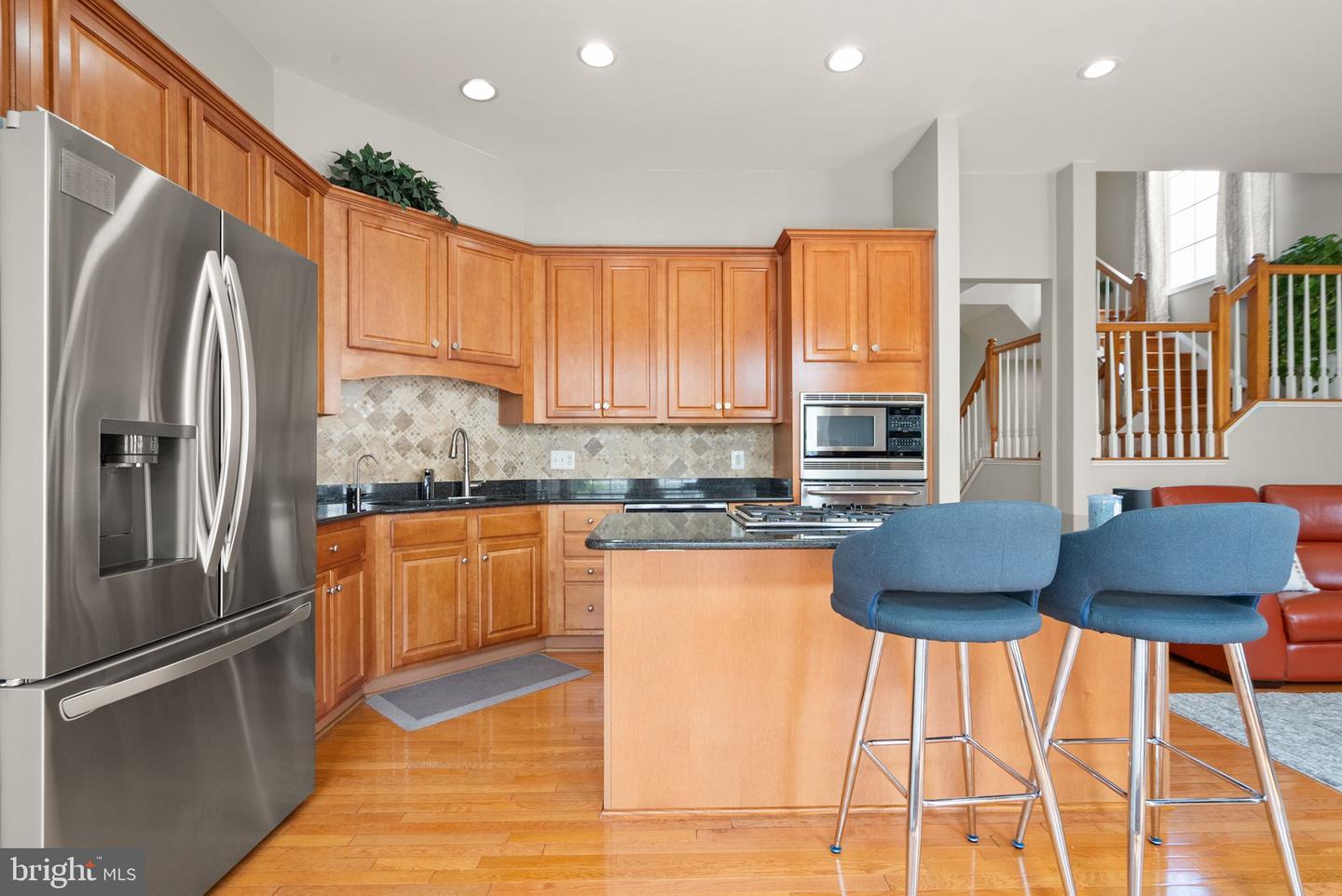 22016 Dilworth Sq Property Photo 4