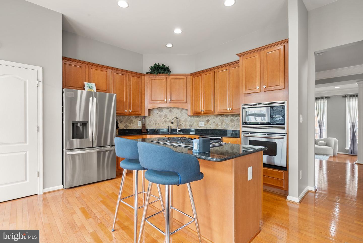 22016 Dilworth Sq Property Photo 5