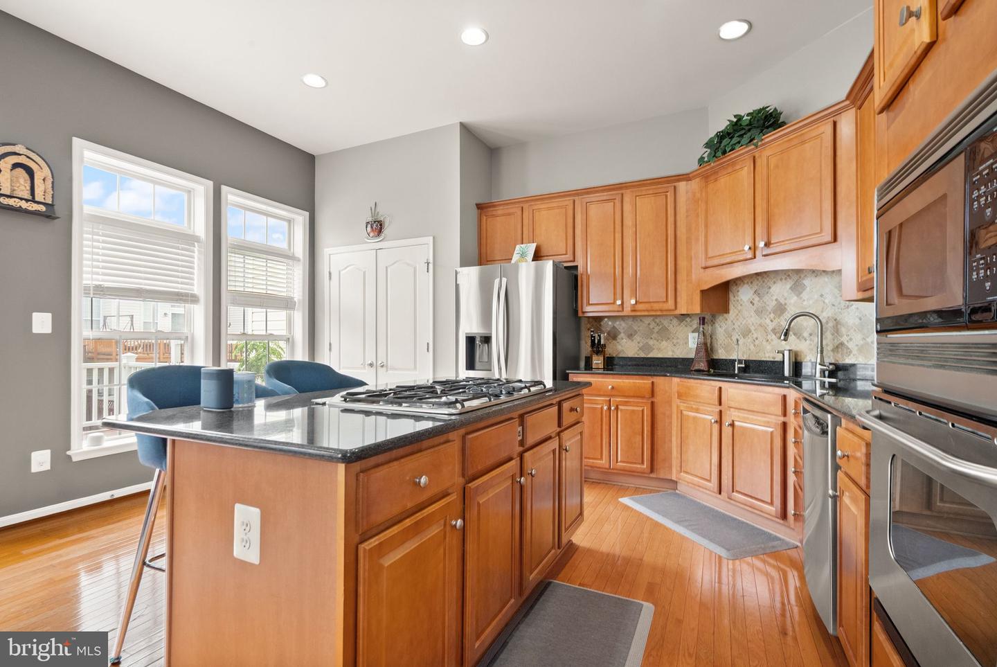 22016 Dilworth Sq Property Photo 7