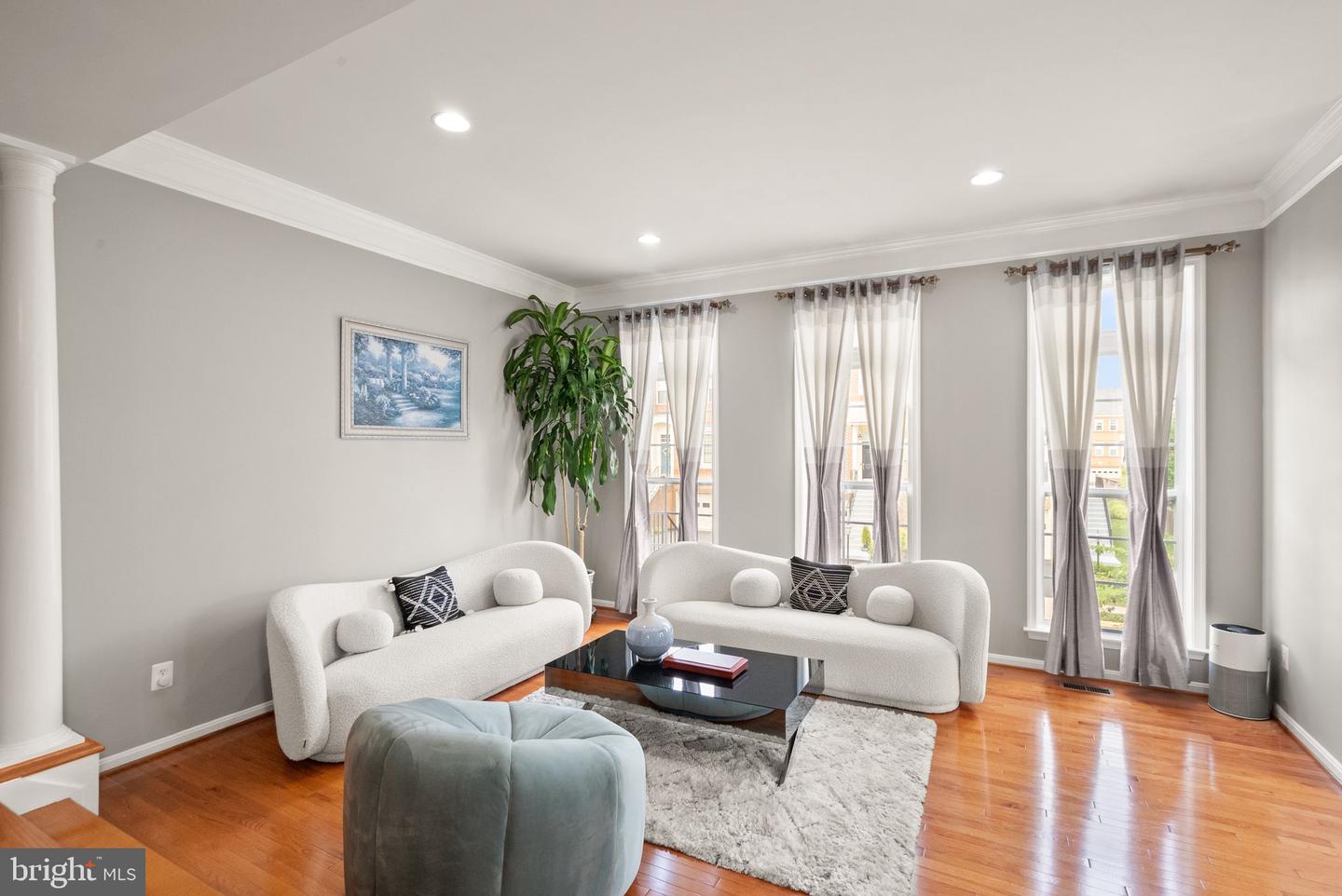 22016 Dilworth Sq Property Photo 11