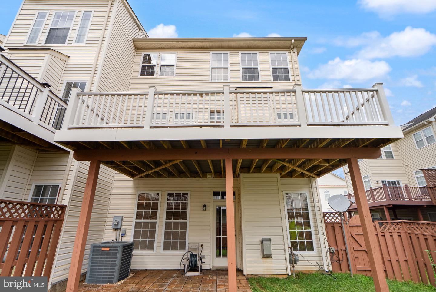 22016 Dilworth Sq Property Photo 33
