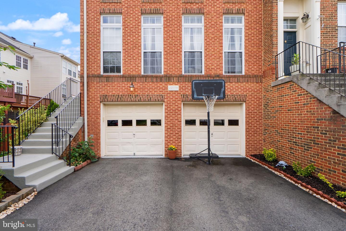 22016 Dilworth Sq Property Photo 38