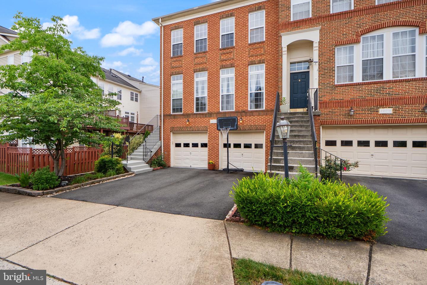22016 Dilworth Sq Property Photo 42