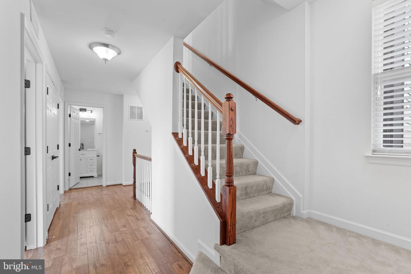 42243 Canary Grass Sq Property Photo 18
