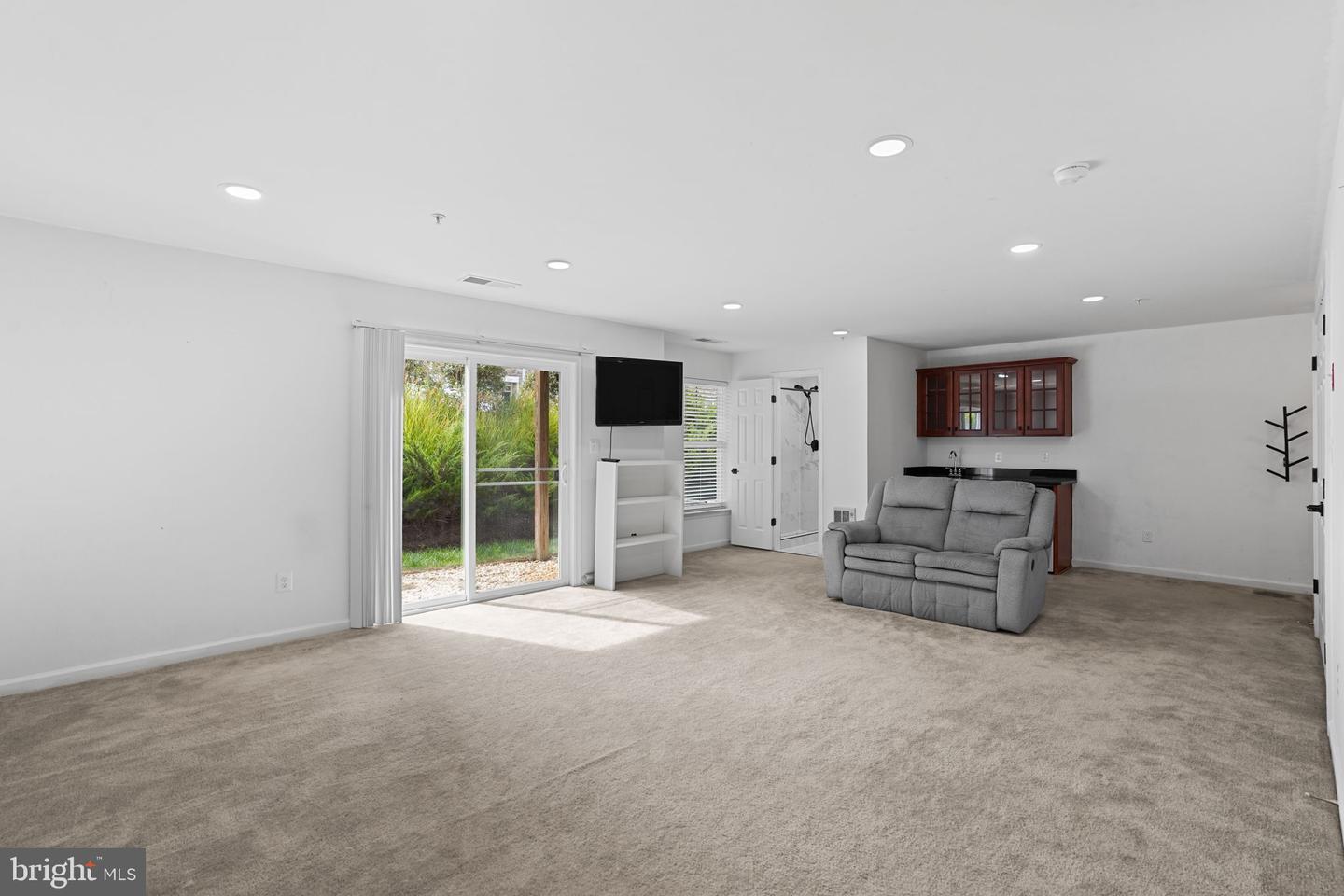 42243 Canary Grass Sq Property Photo 38