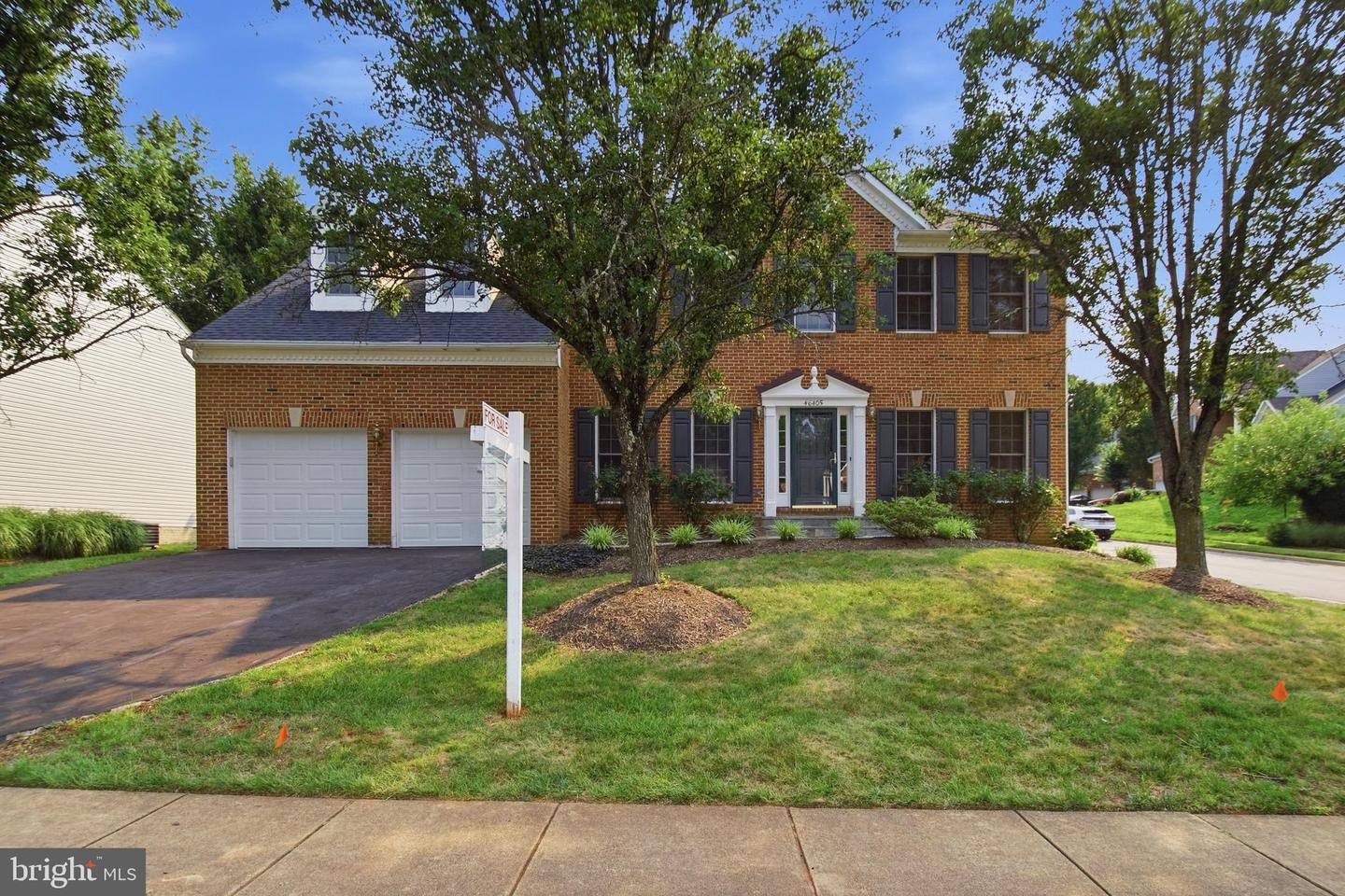 46405 Esterbrook Cir Property Photo 5
