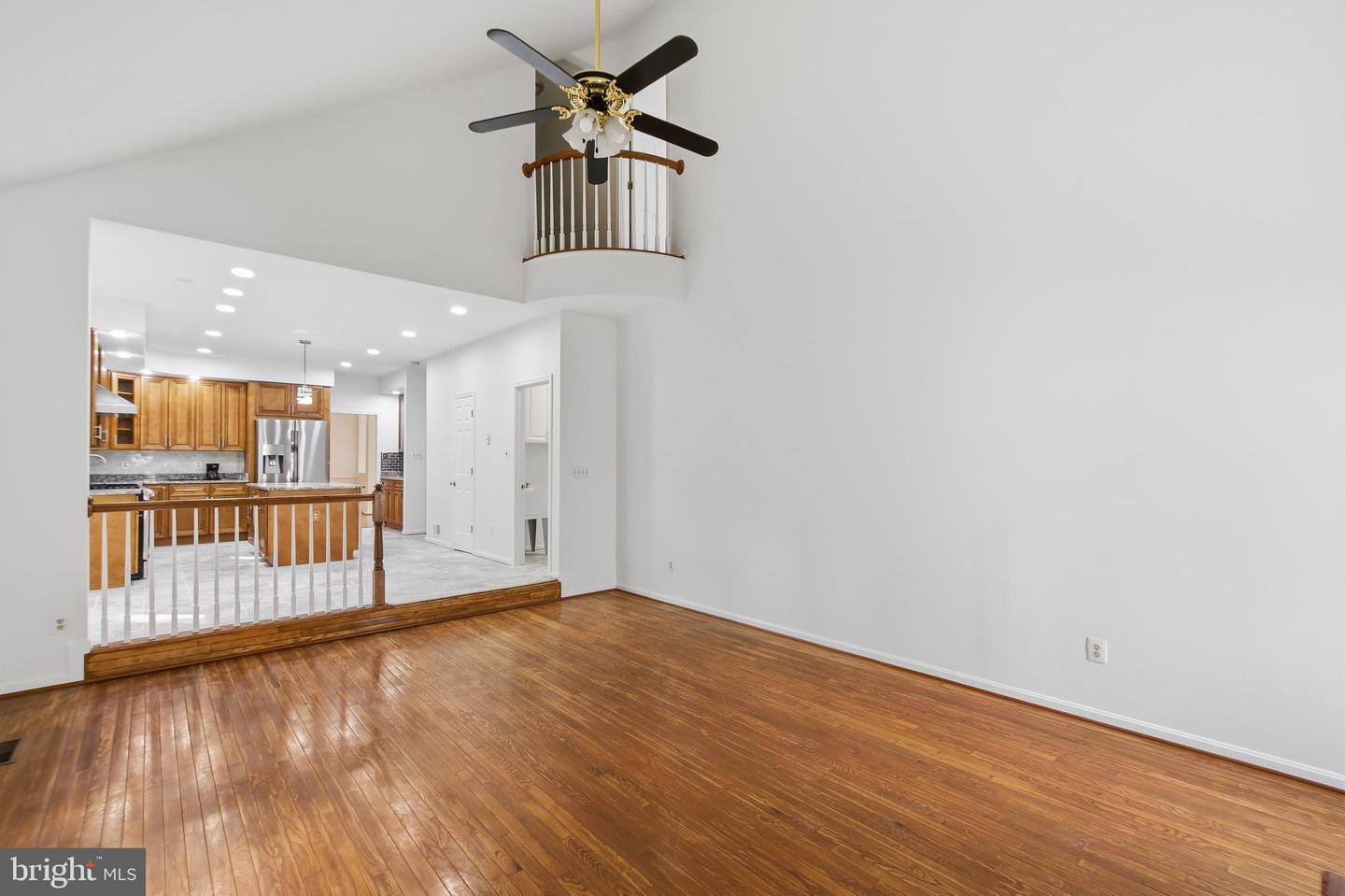 46405 Esterbrook Cir Property Photo 16