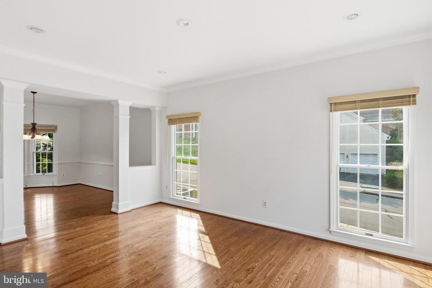 46405 Esterbrook Cir Property Photo 18