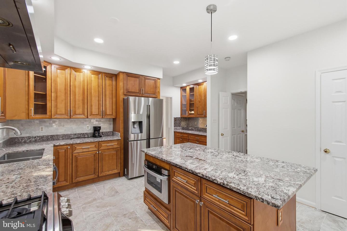 46405 Esterbrook Cir Property Photo 23