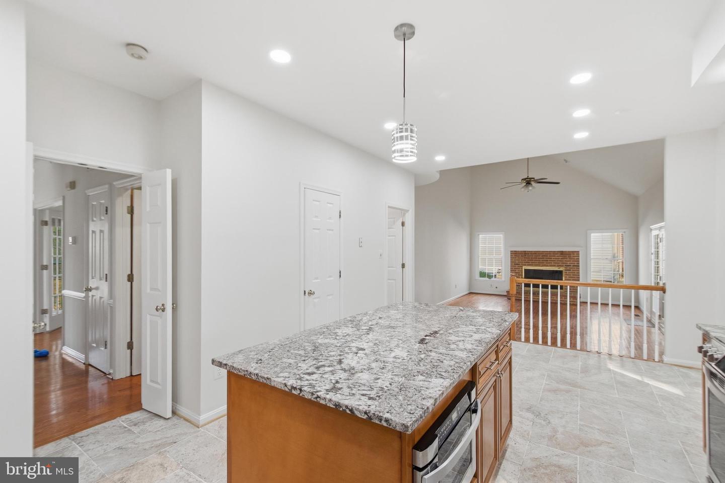 46405 Esterbrook Cir Property Photo 26