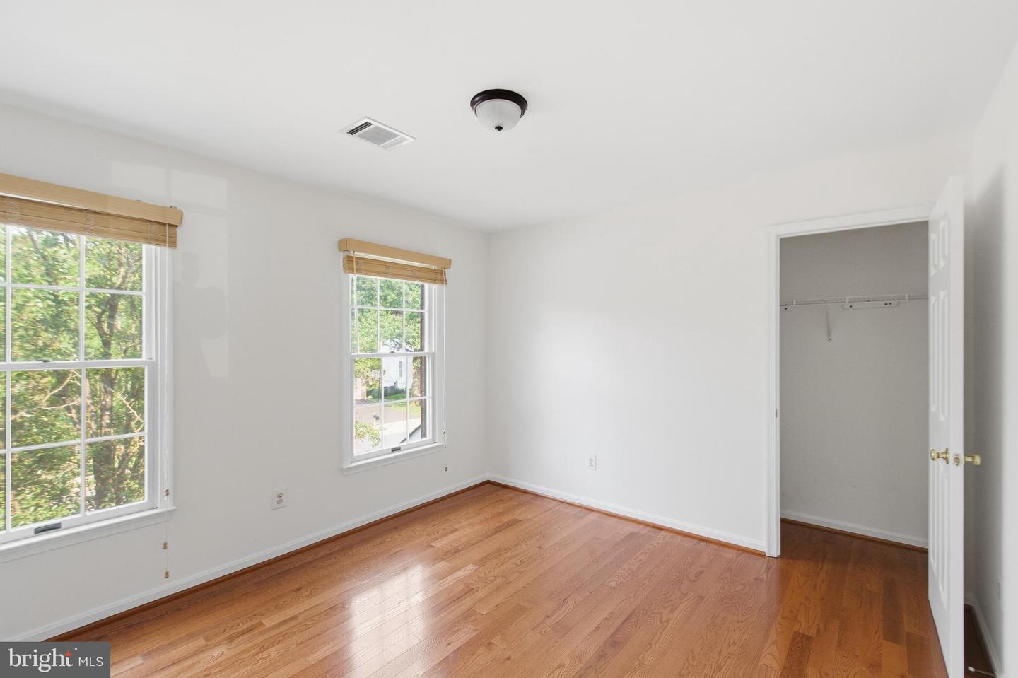 46405 Esterbrook Cir Property Photo 43