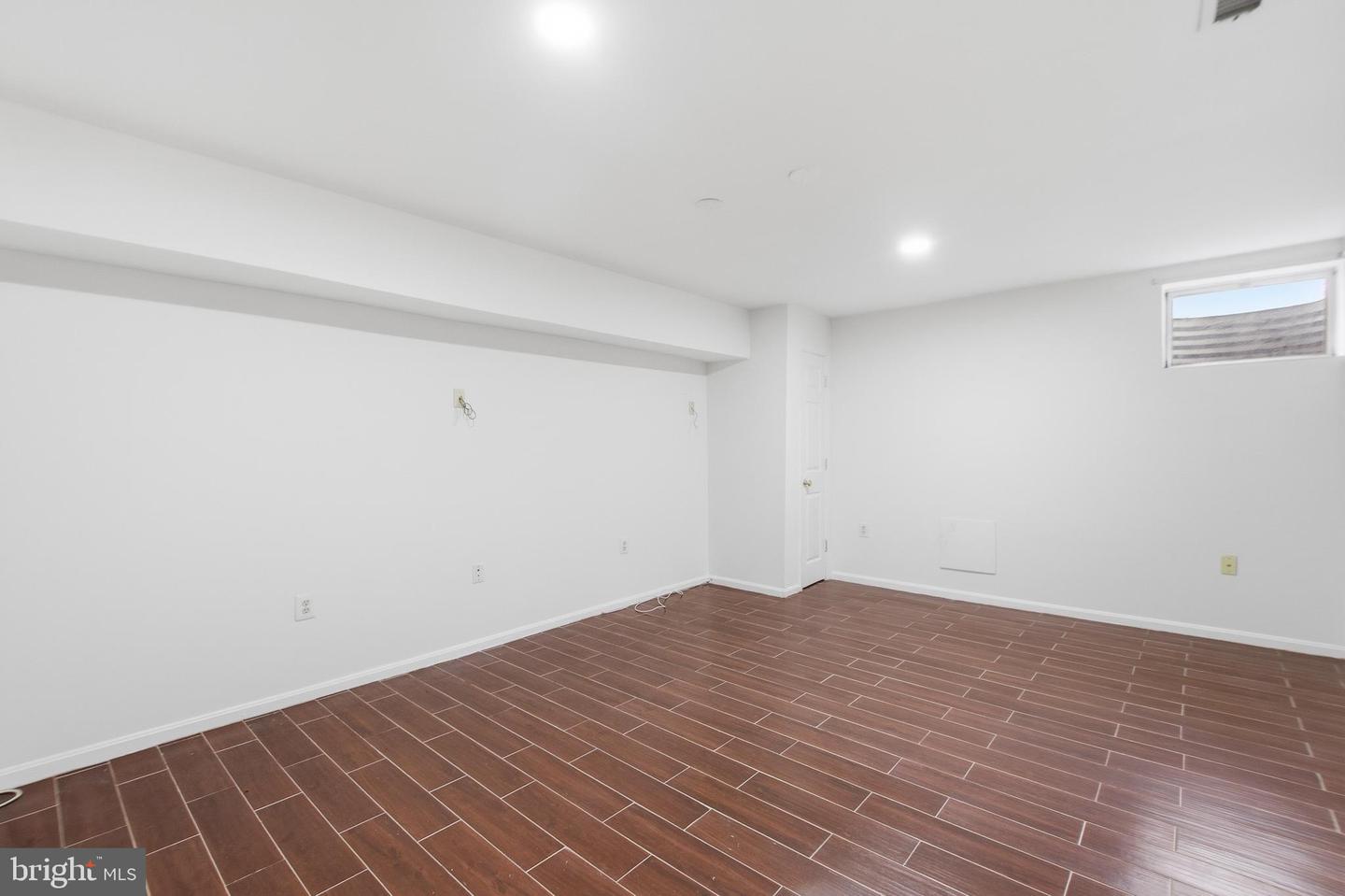 46405 Esterbrook Cir Property Photo 57