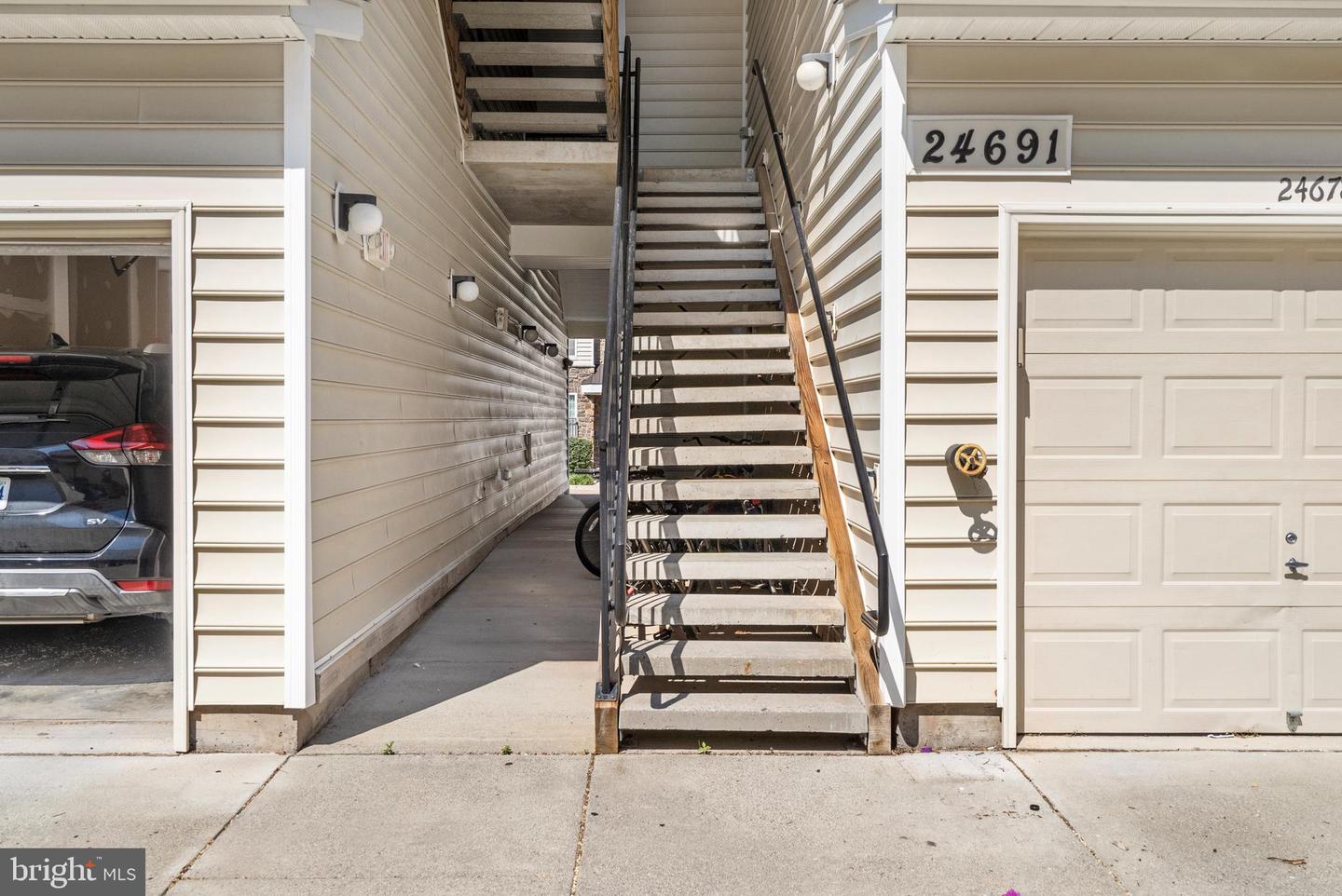 24691 Lynette Springs Ter #303 Property Photo 3