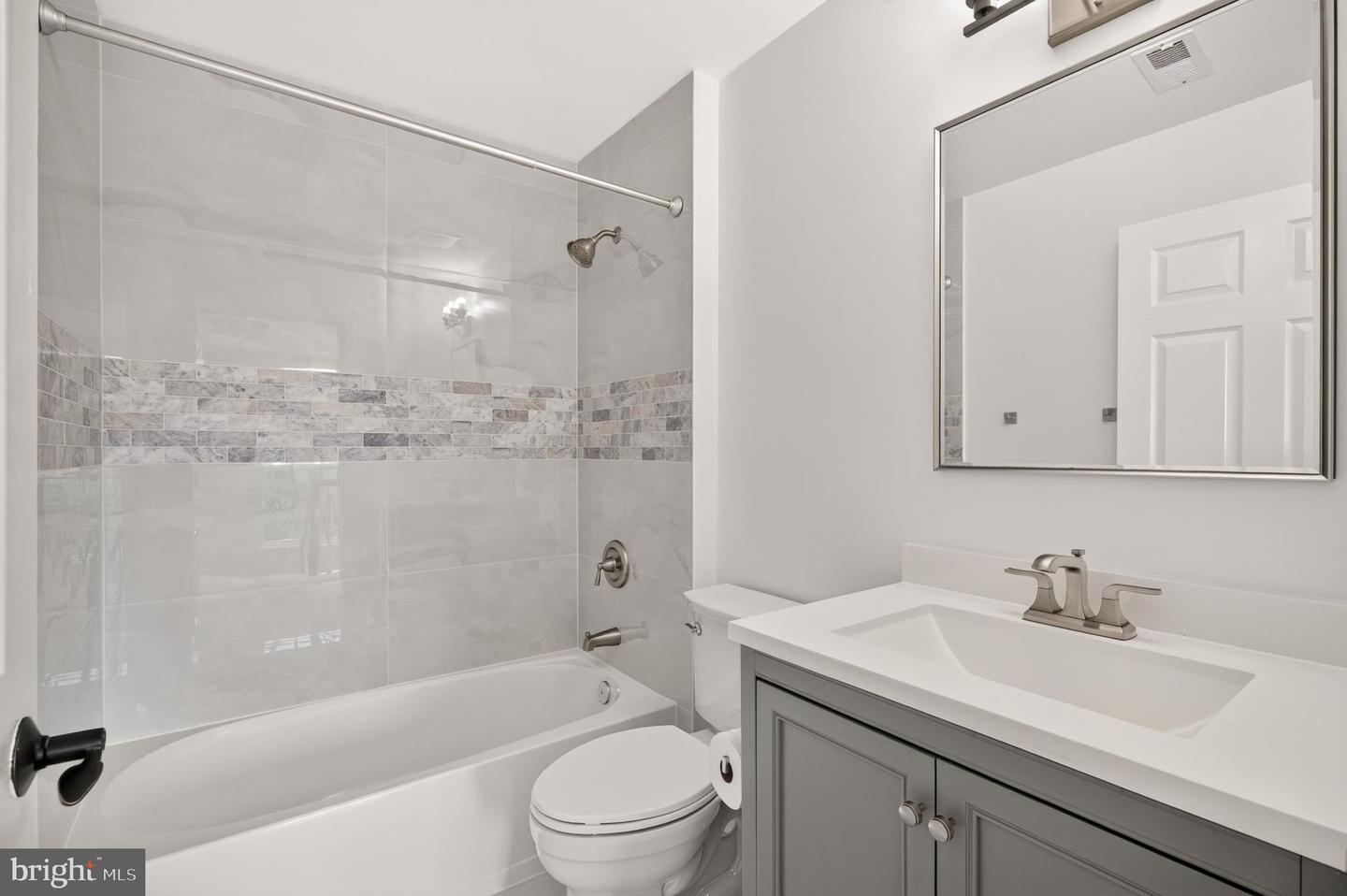 43715 Clemens Ter Property Photo 40