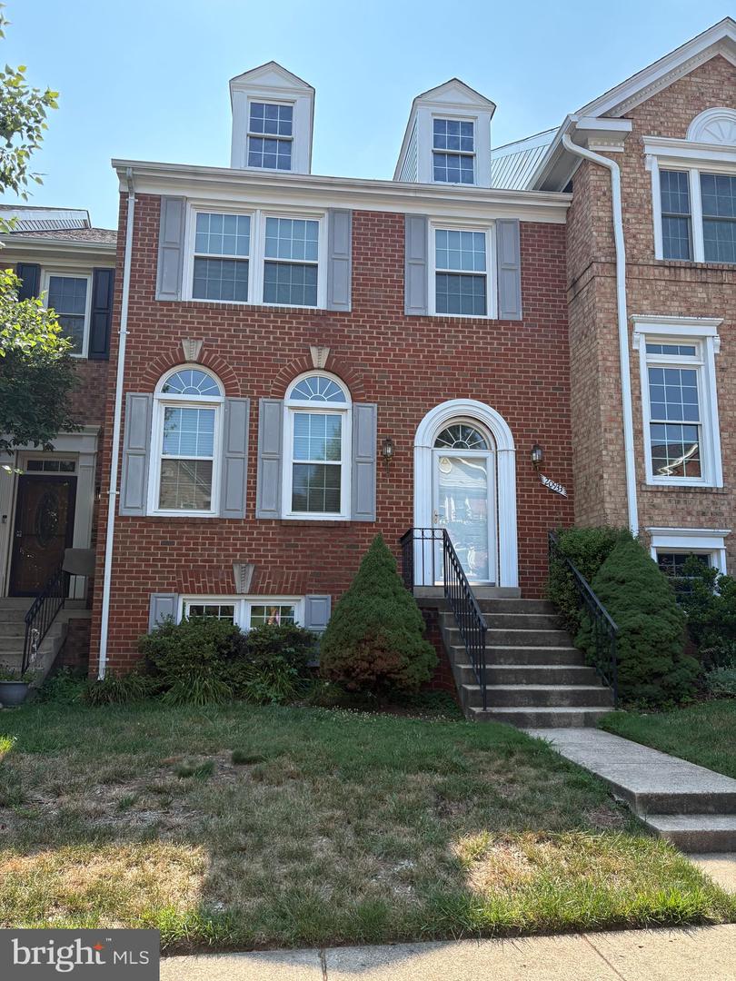 20933 Sandstone Sq Property Photo 1