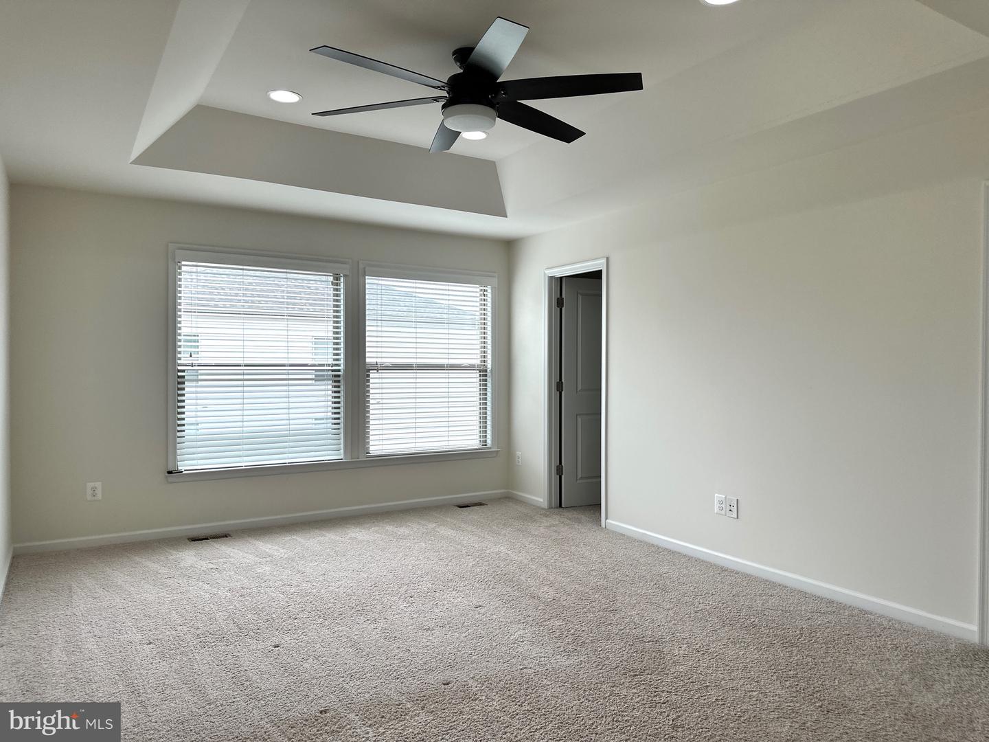 23451 Epperson Sq Property Photo 25