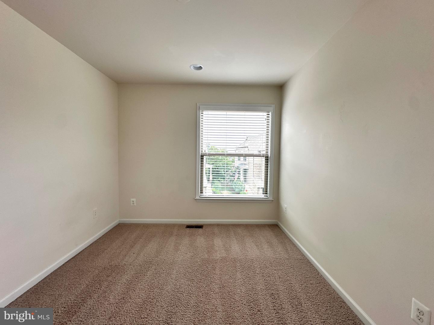 23451 Epperson Sq Property Photo 33