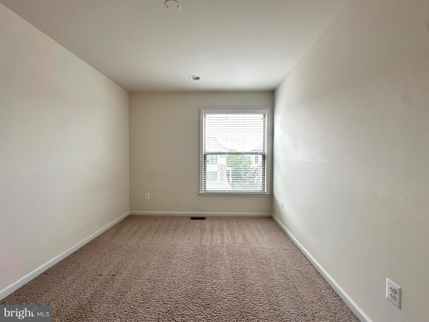 23451 Epperson Sq Property Photo 37