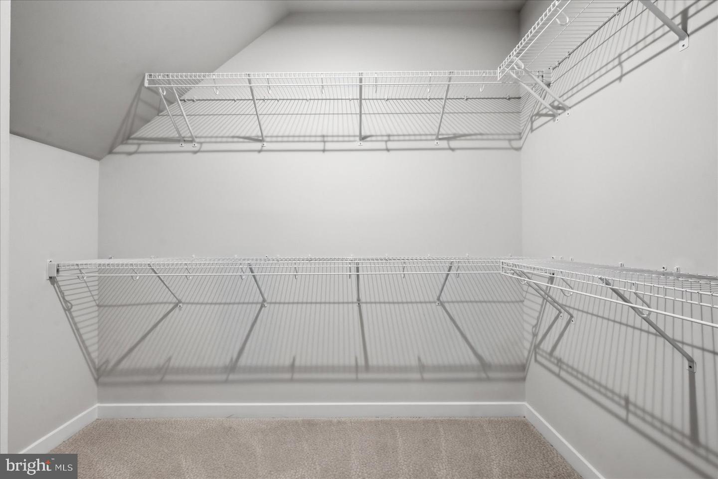 43728 Transit Sq Property Photo 12