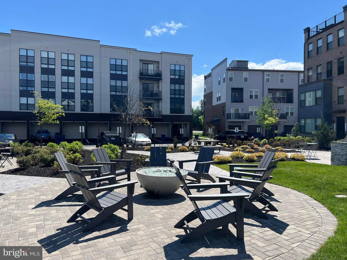 43728 Transit Sq Property Photo 19