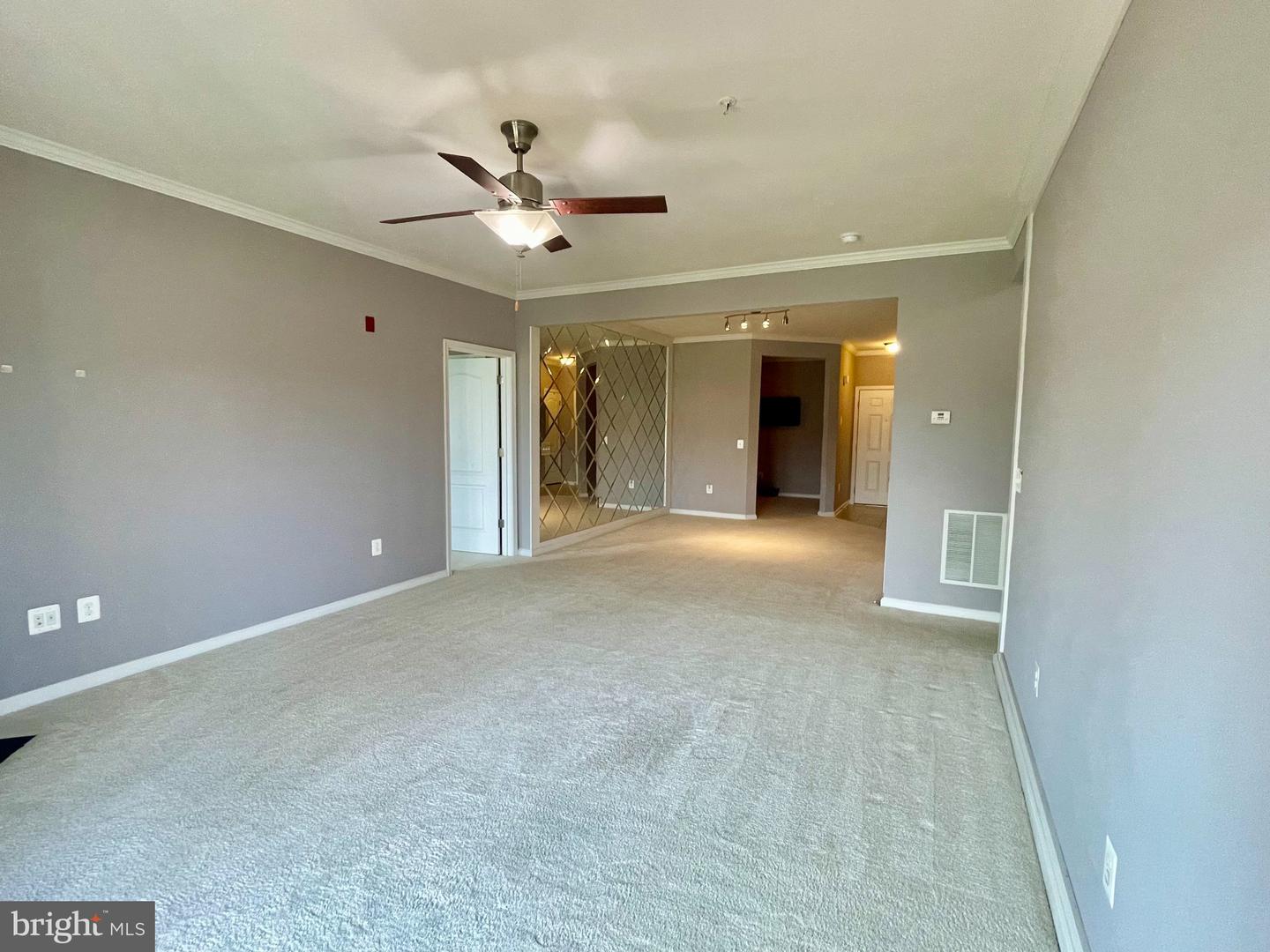 43138 Stillwater Ter #202 Property Photo 8