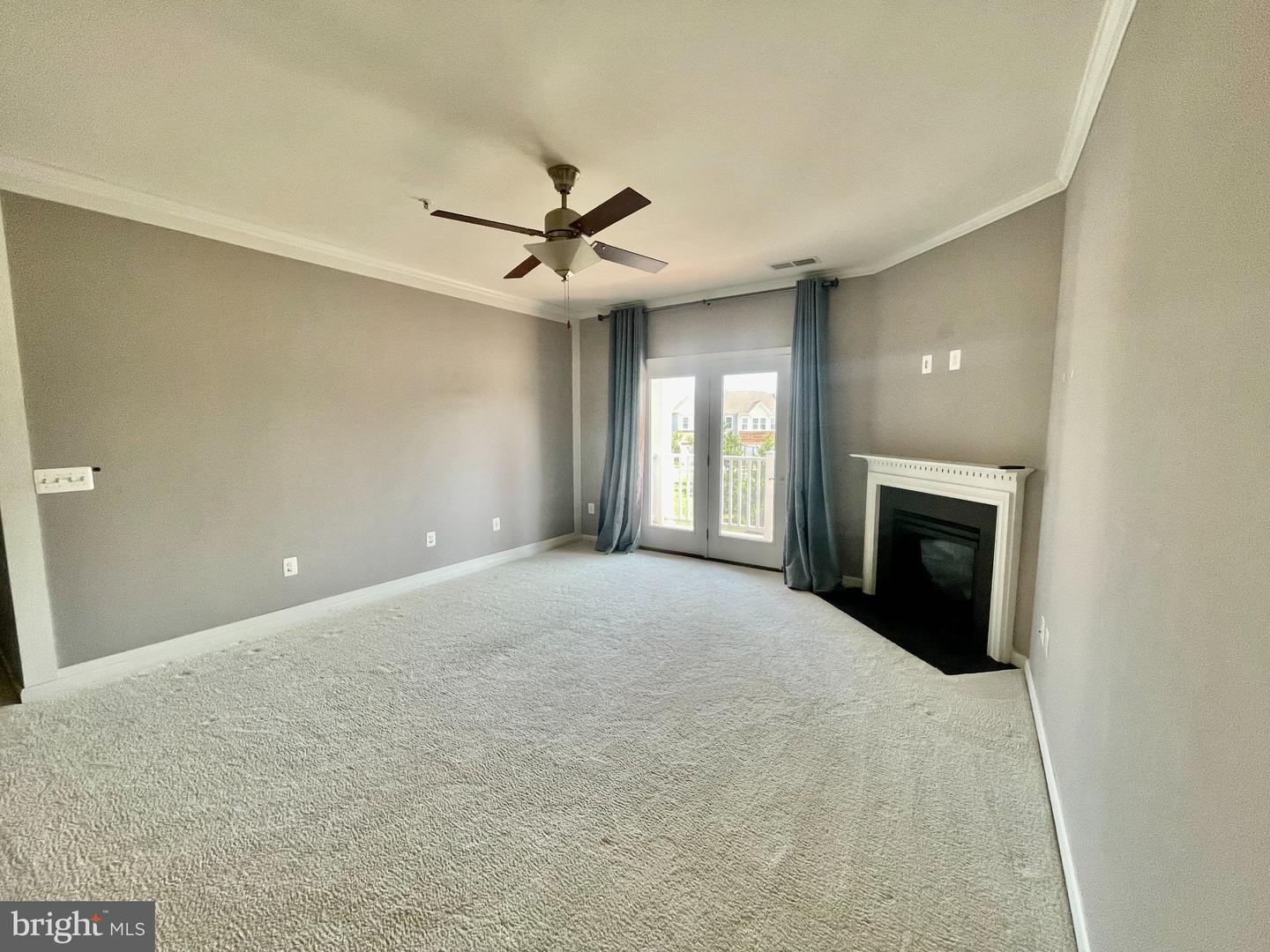 43138 Stillwater Ter #202 Property Photo 11