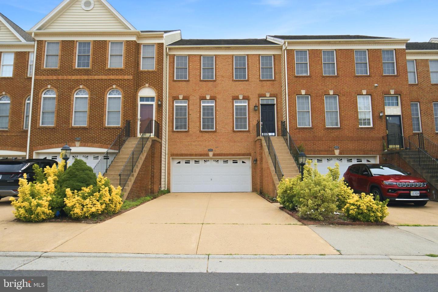 22540 Airmont Woods Ter Property Photo 1