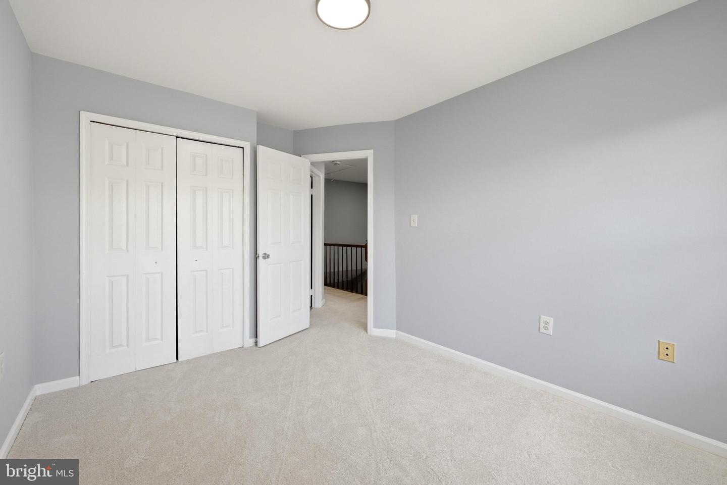 21140 Winding Brook Sq Property Photo 28