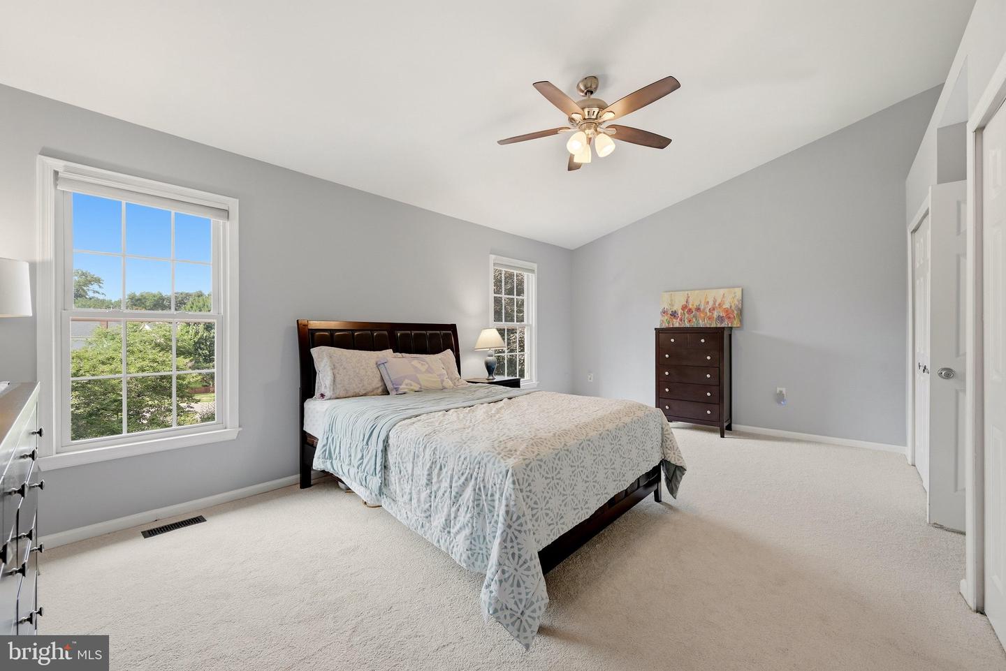 21140 Winding Brook Sq Property Photo 31