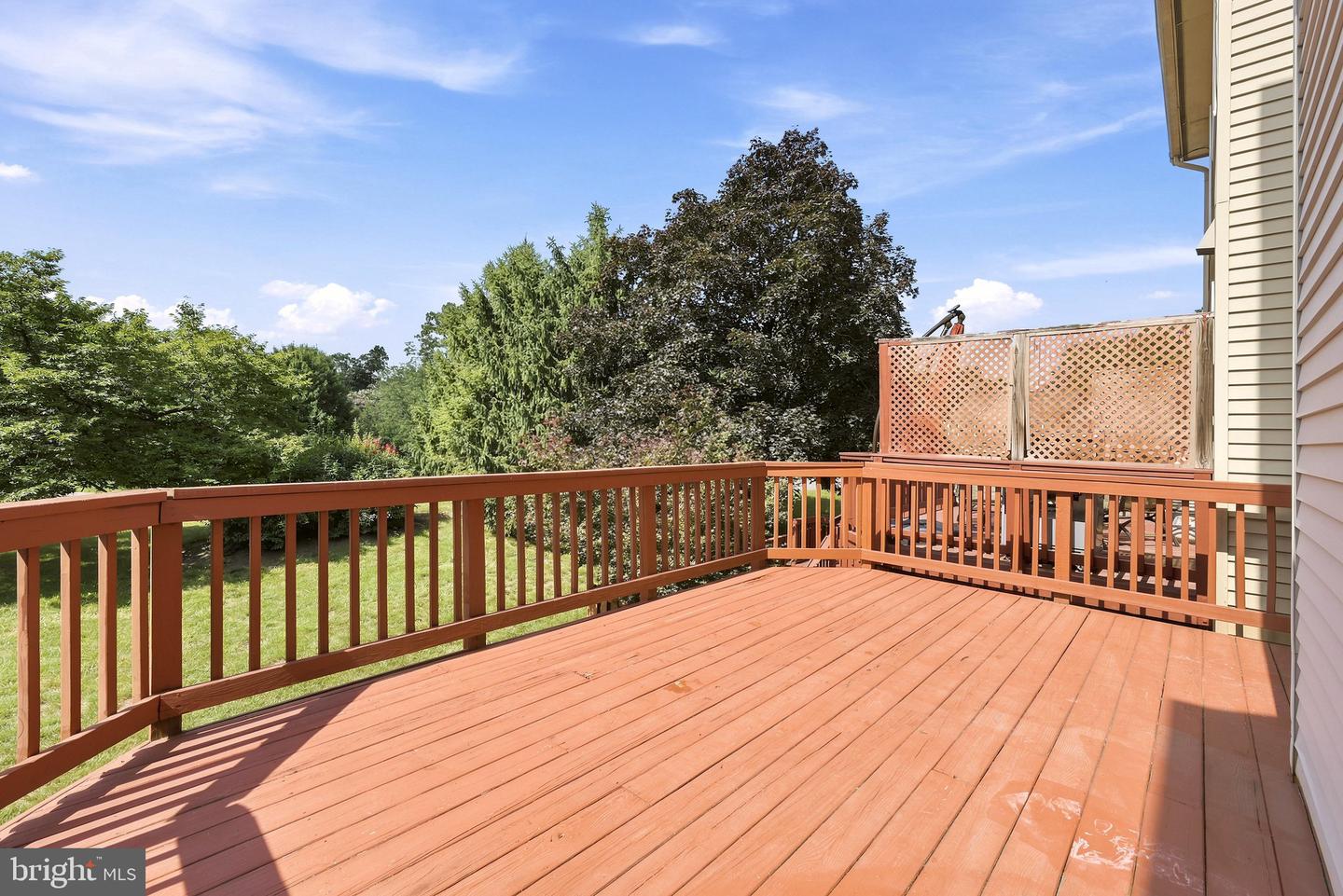 21140 Winding Brook Sq Property Photo 41