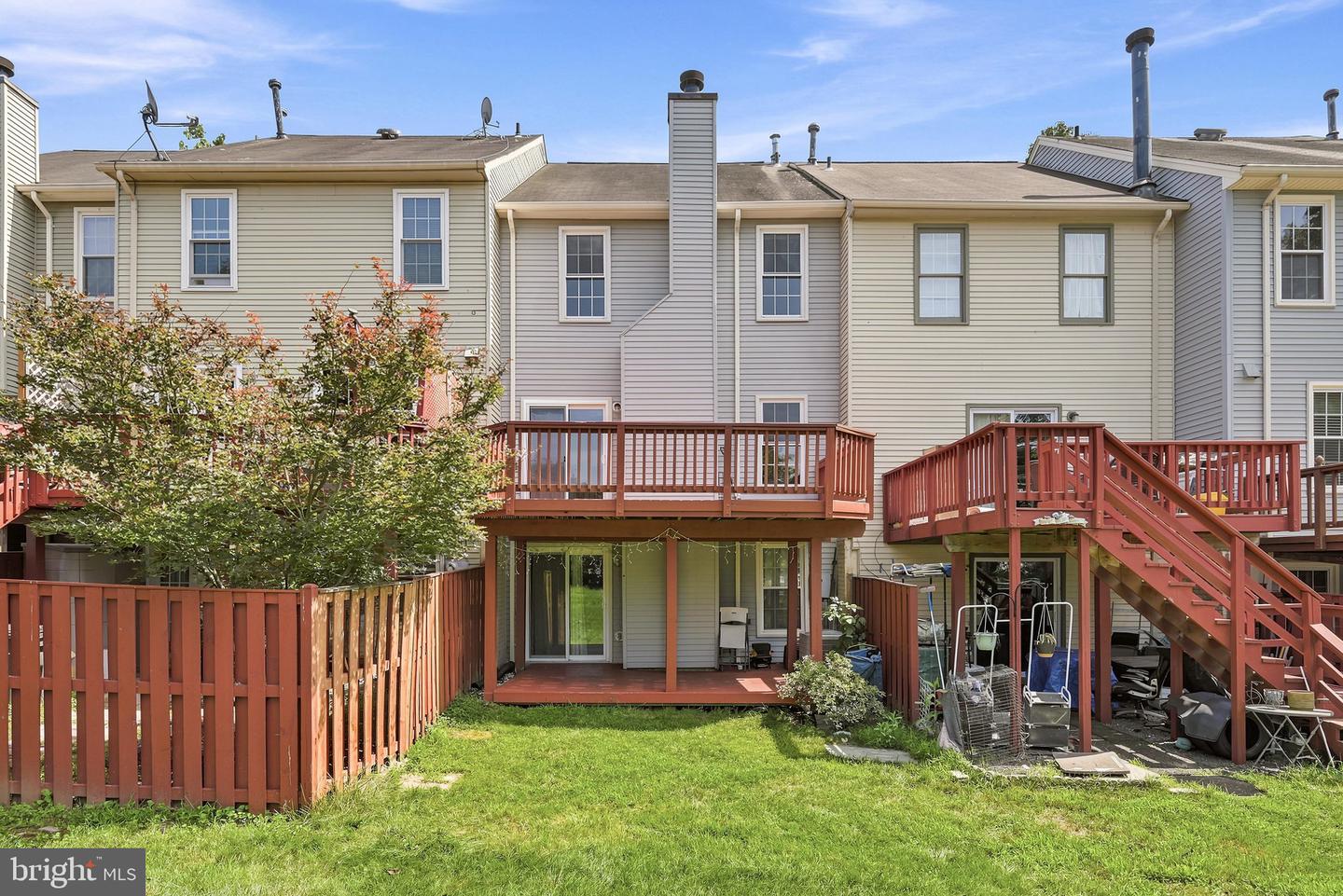 21140 Winding Brook Sq Property Photo 43
