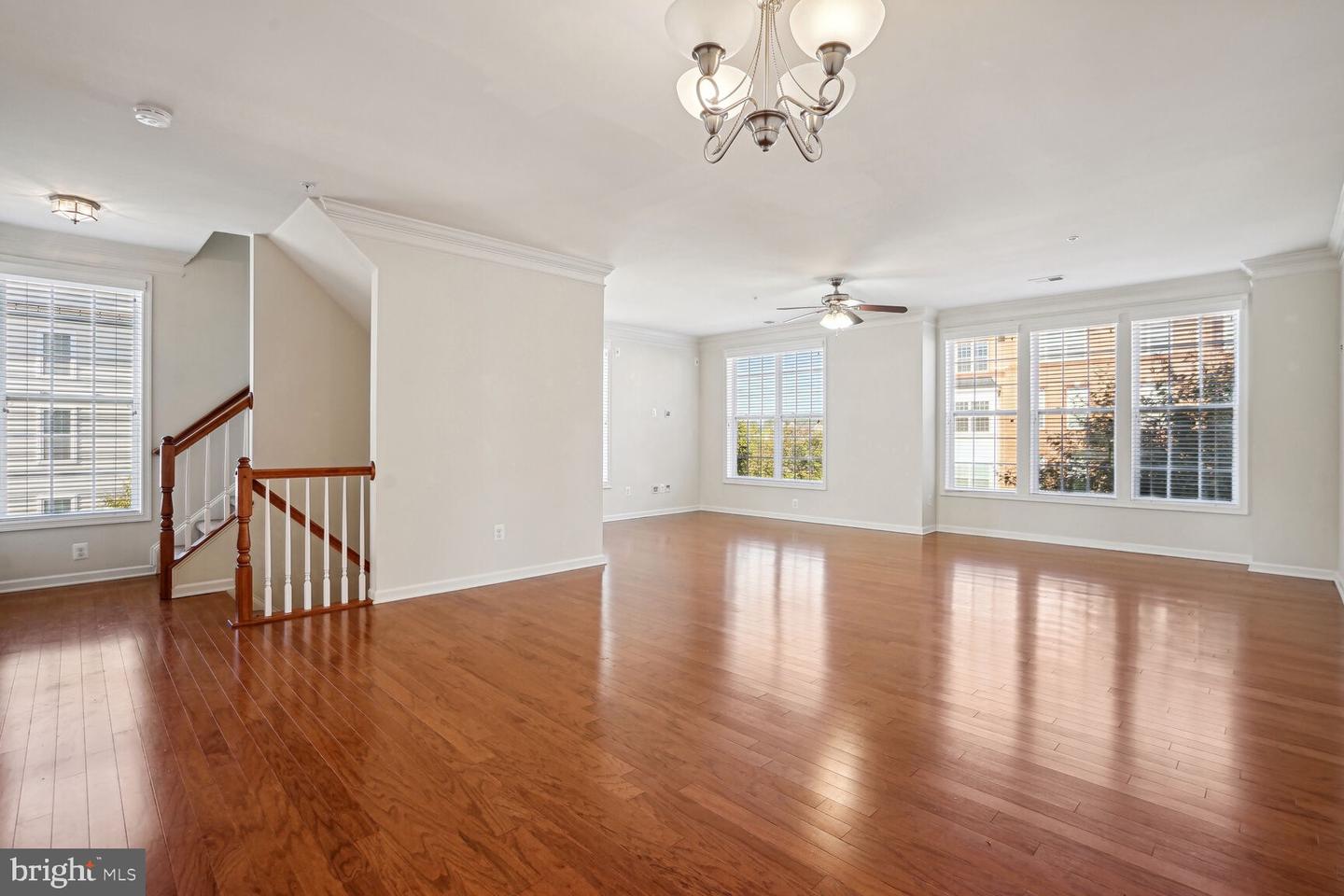 43085 Thoroughfare Gap Ter Property Photo 4