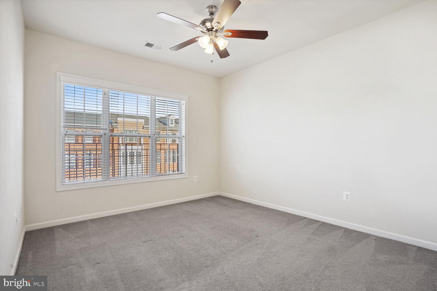43085 Thoroughfare Gap Ter Property Photo 15