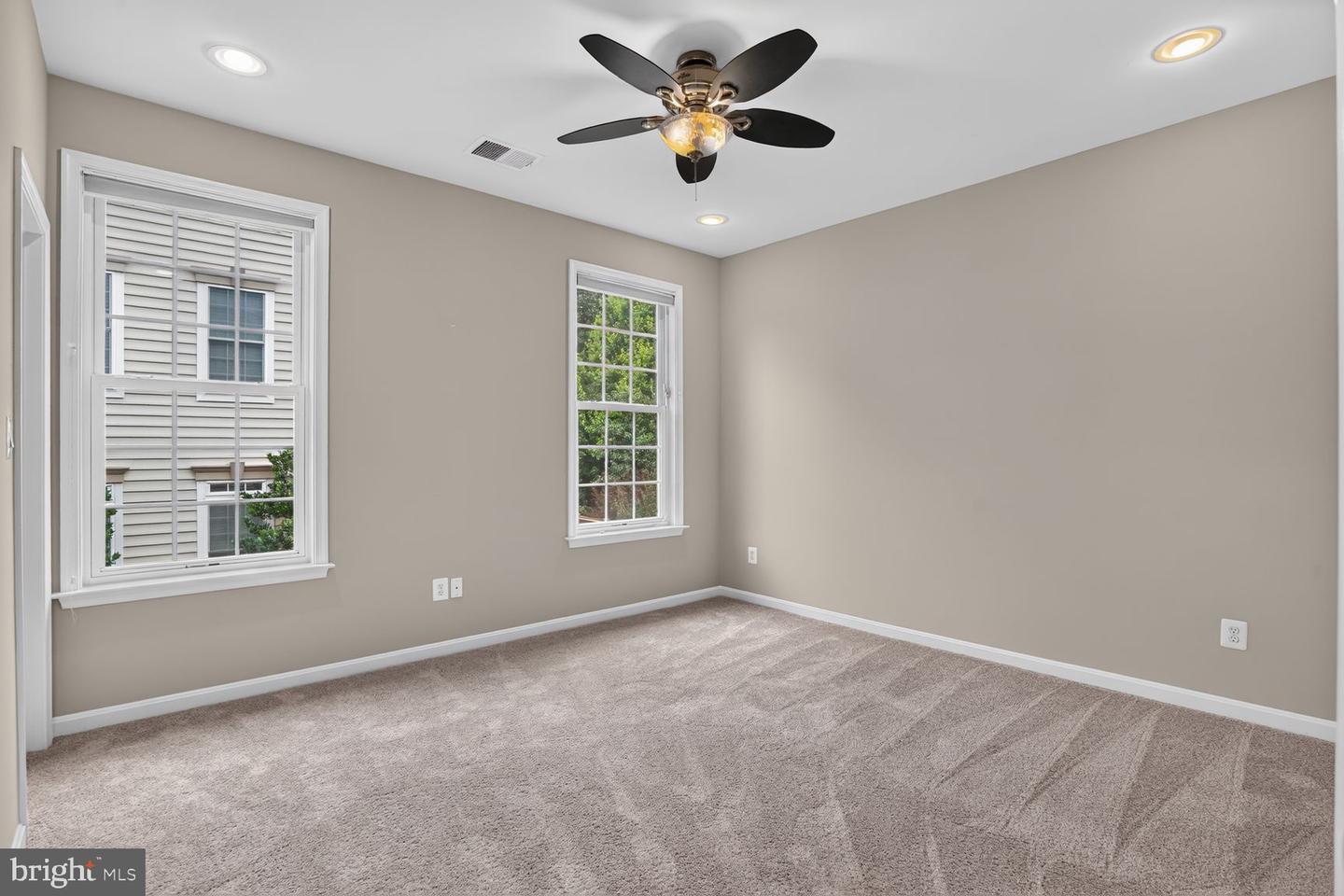 20369 Potomac Landing Ter Property Photo 41