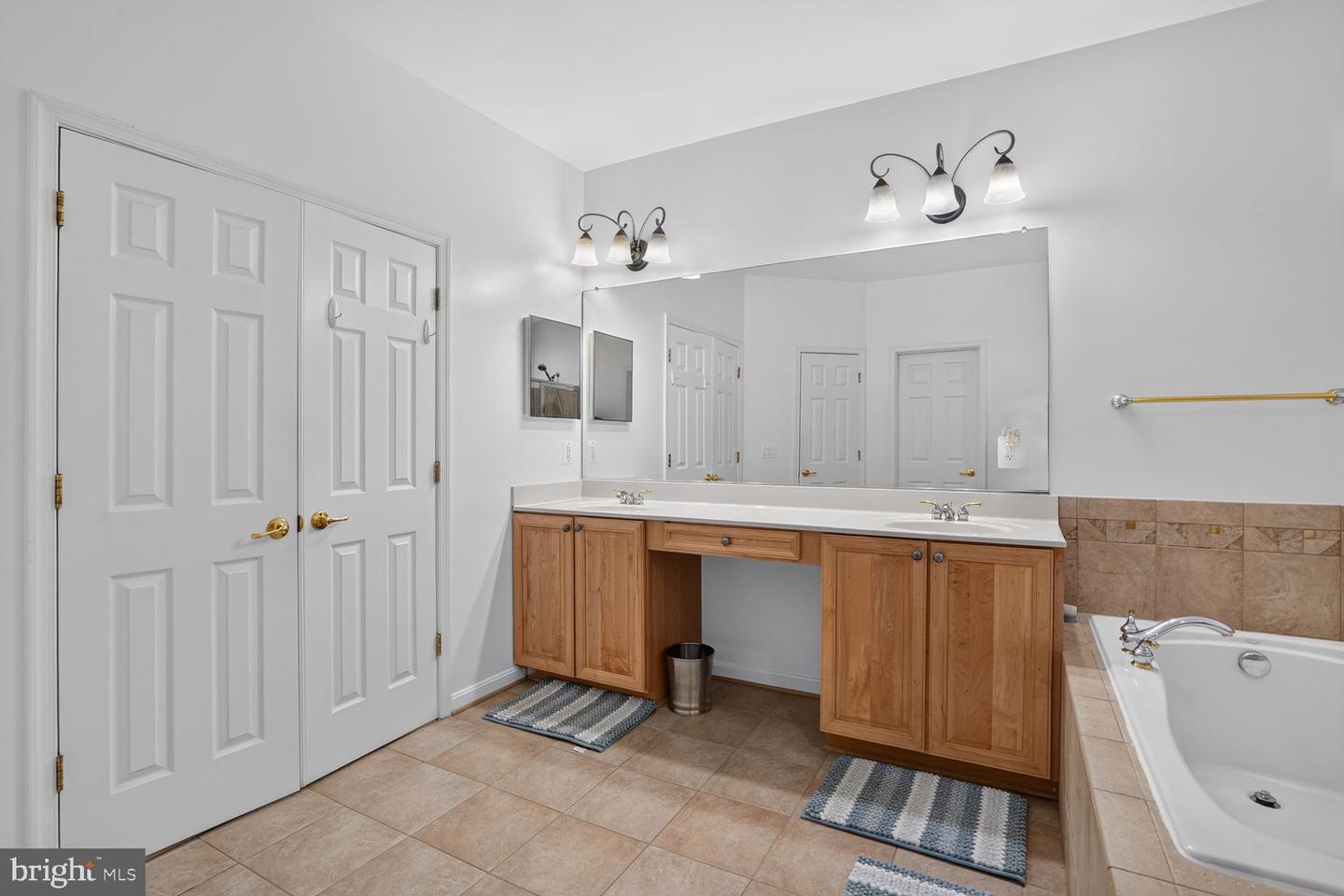 20369 Potomac Landing Ter Property Photo 44