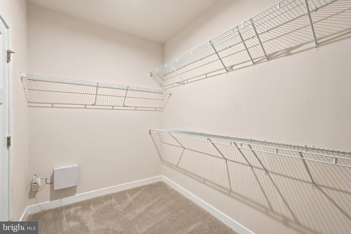 24274 Thurso Sq Property Photo 54