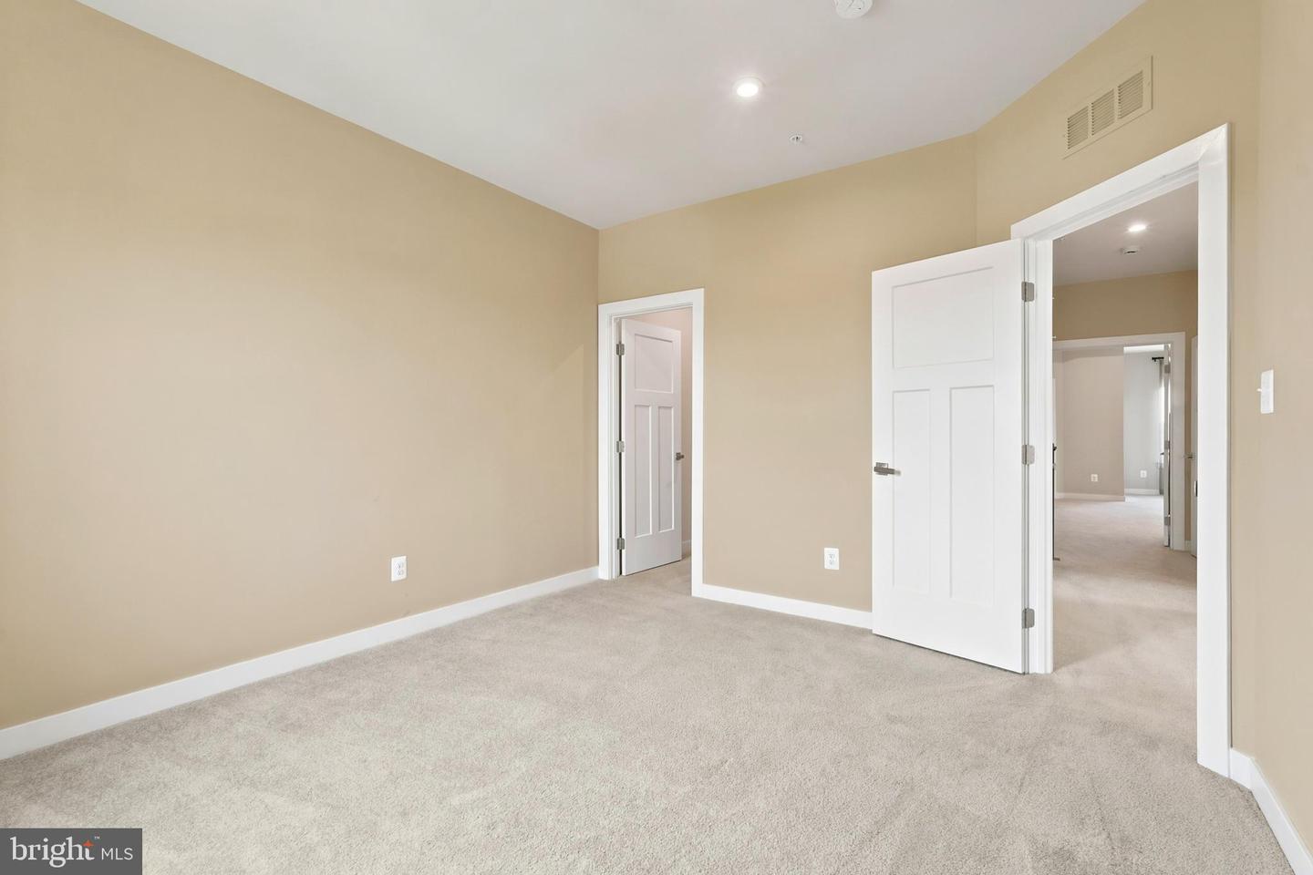 24274 Thurso Sq Property Photo 62