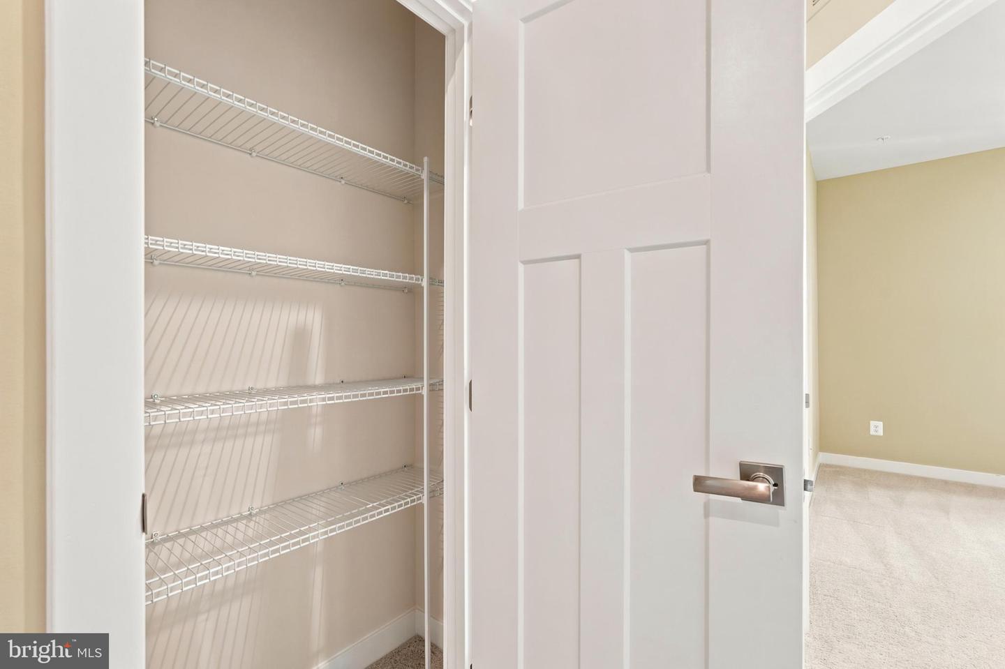 24274 Thurso Sq Property Photo 69
