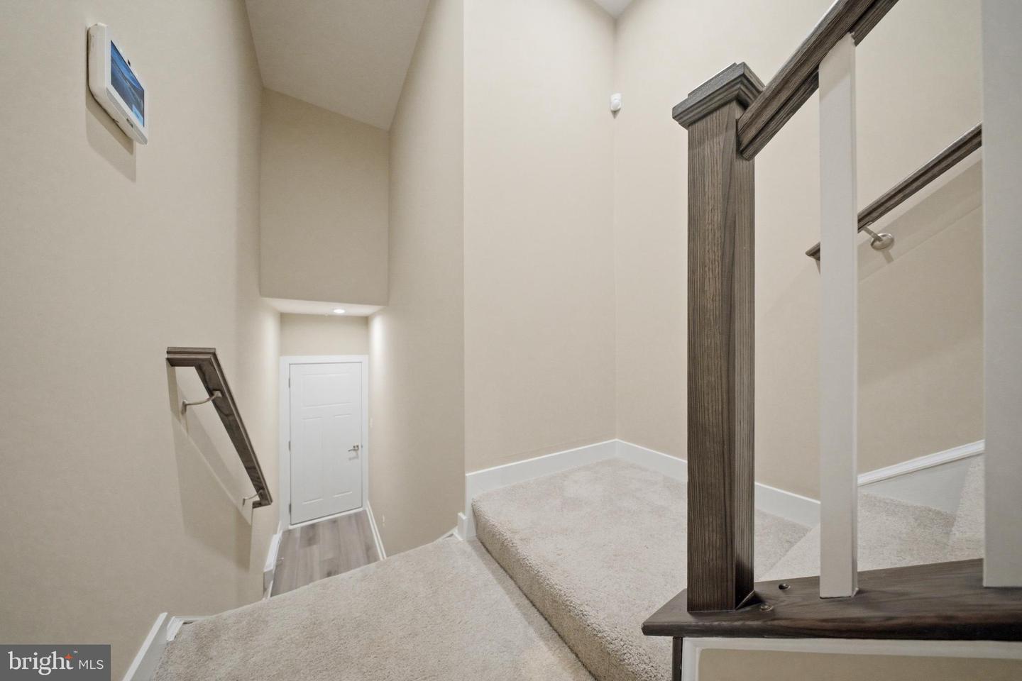 24274 Thurso Sq Property Photo 74