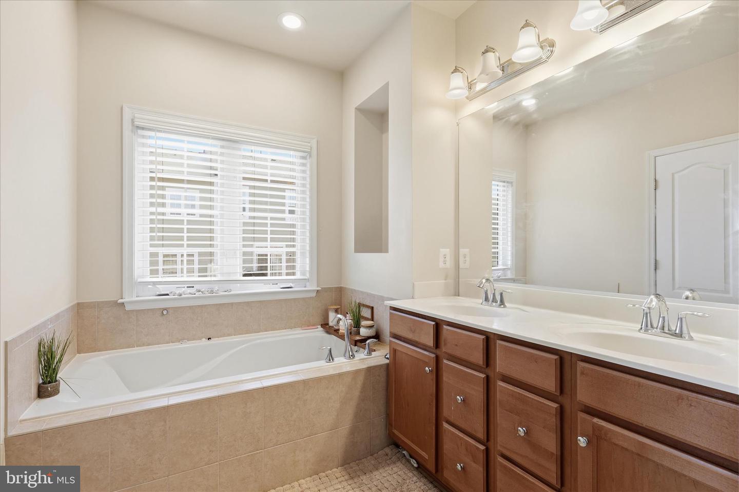 20925 Houseman Ter Property Photo 23