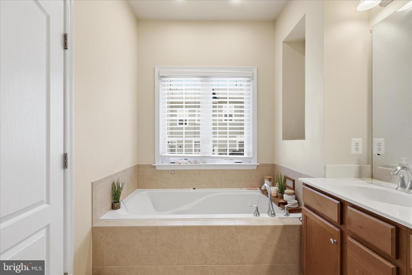 20925 Houseman Ter Property Photo 24