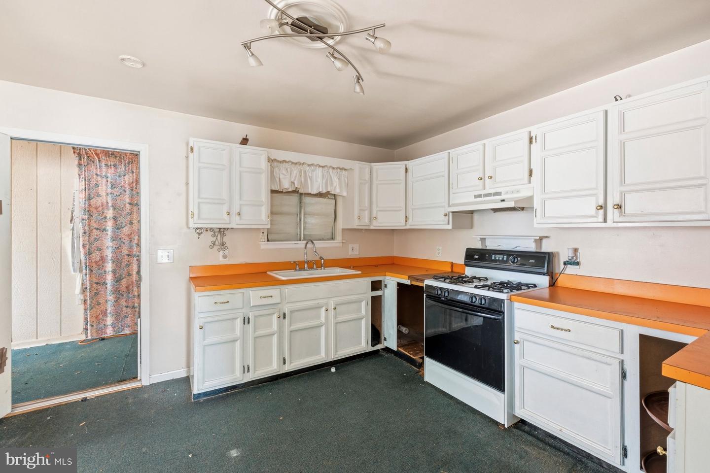 721 Wirt St Sw Property Photo 7