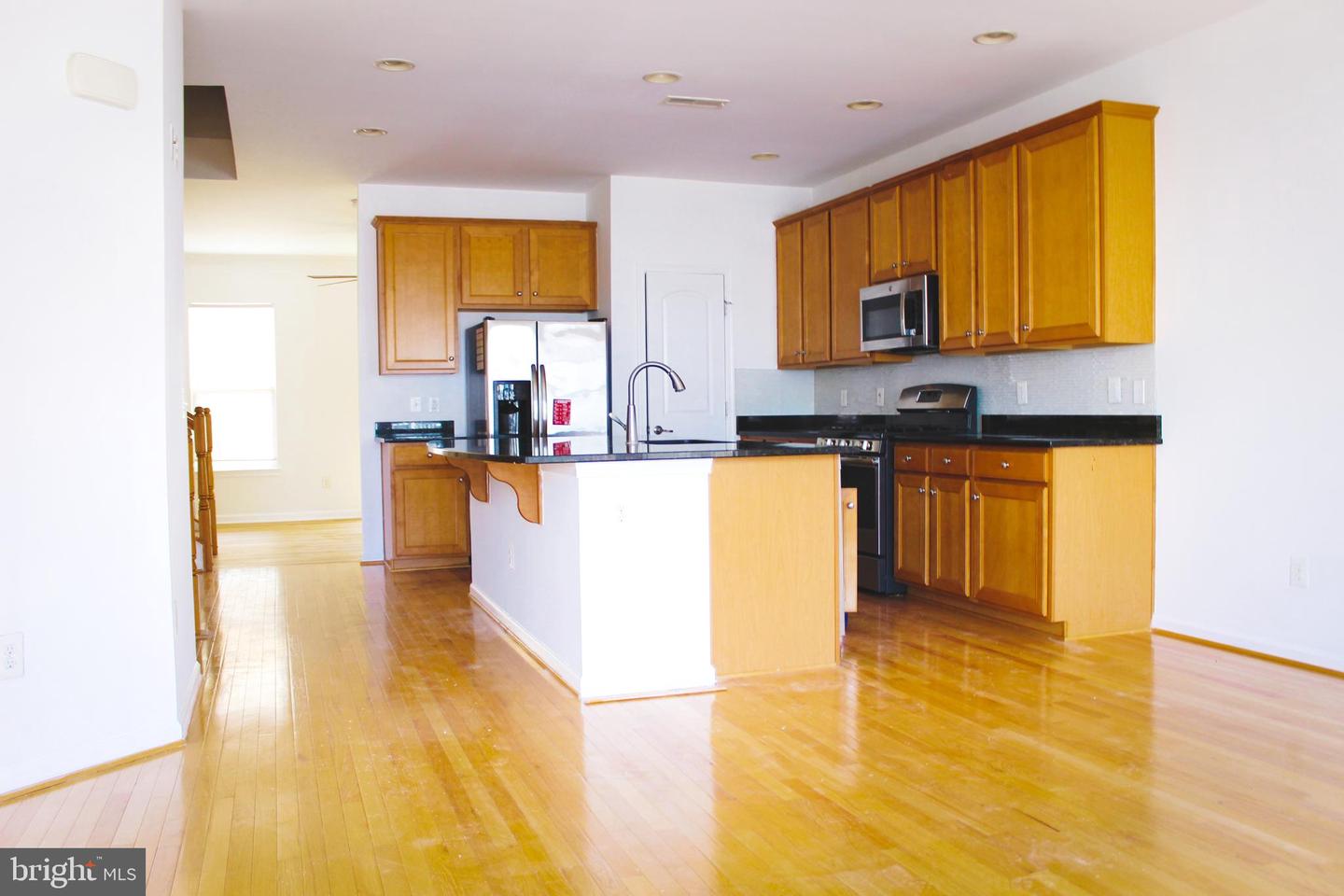 44035 Peirosa Ter Property Photo 1