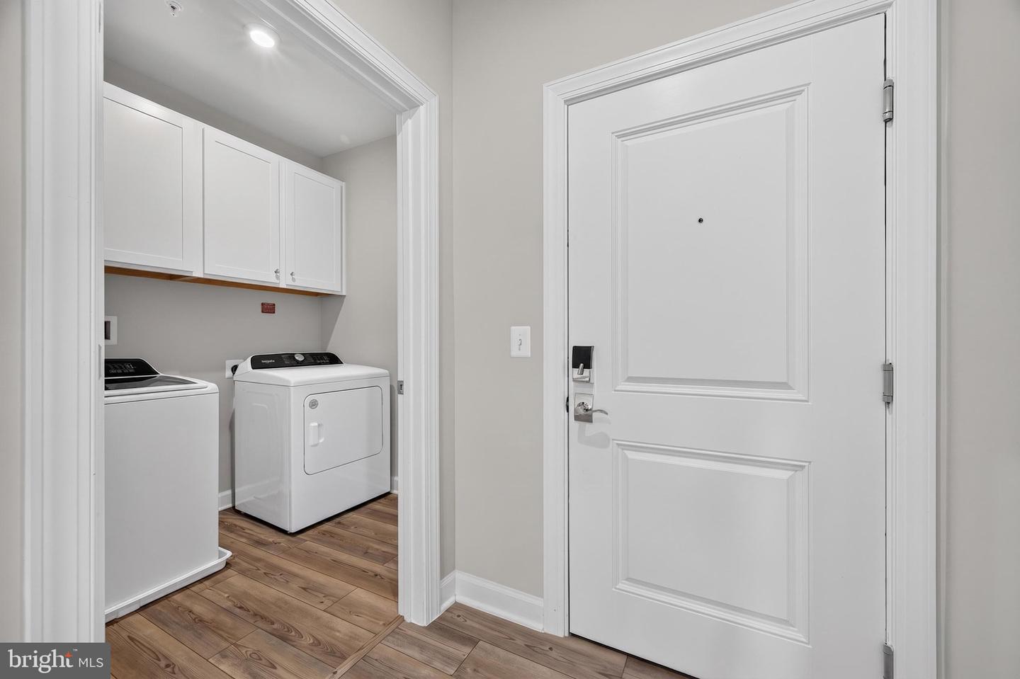 21630 Hawksbill High Cir #406 Property Photo 5