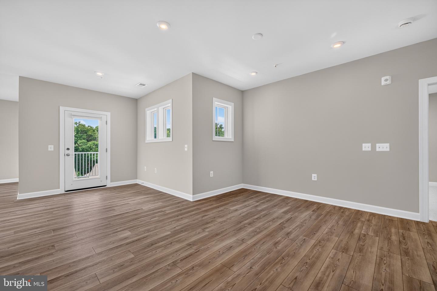 21630 Hawksbill High Cir #406 Property Photo 11